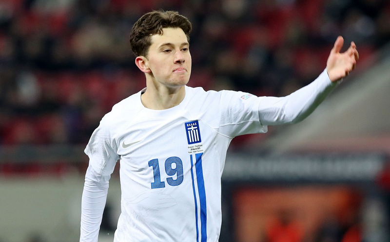 chelsea-tang-toc-ke-hoach-2026-nham-den-vien-ngoc-tho-konstantinos-karetsas