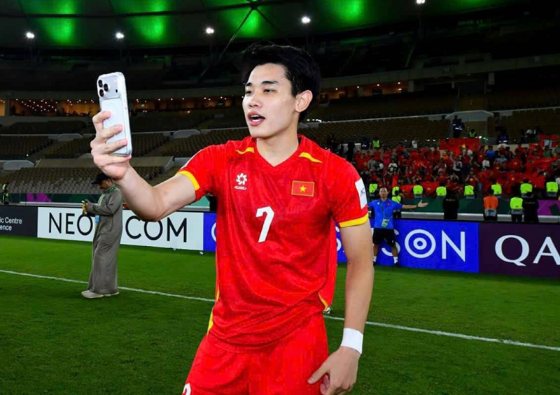 dinh-bac-bung-no-som-muon-cung-thanh-tien-dao-so-1-viet-nam