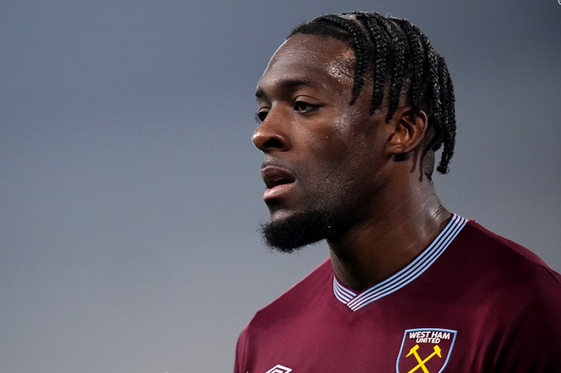 axel-disasi-trai-long-ve-quang-thoi-gian-bi-that-sung-tai-chelsea