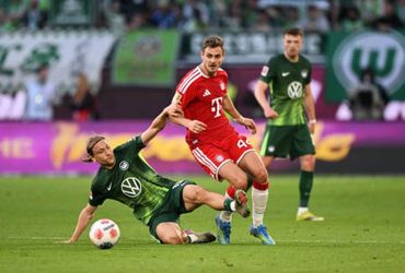 VfL Wolfsburg vs Bayern Munich (23:30 – 09/05)